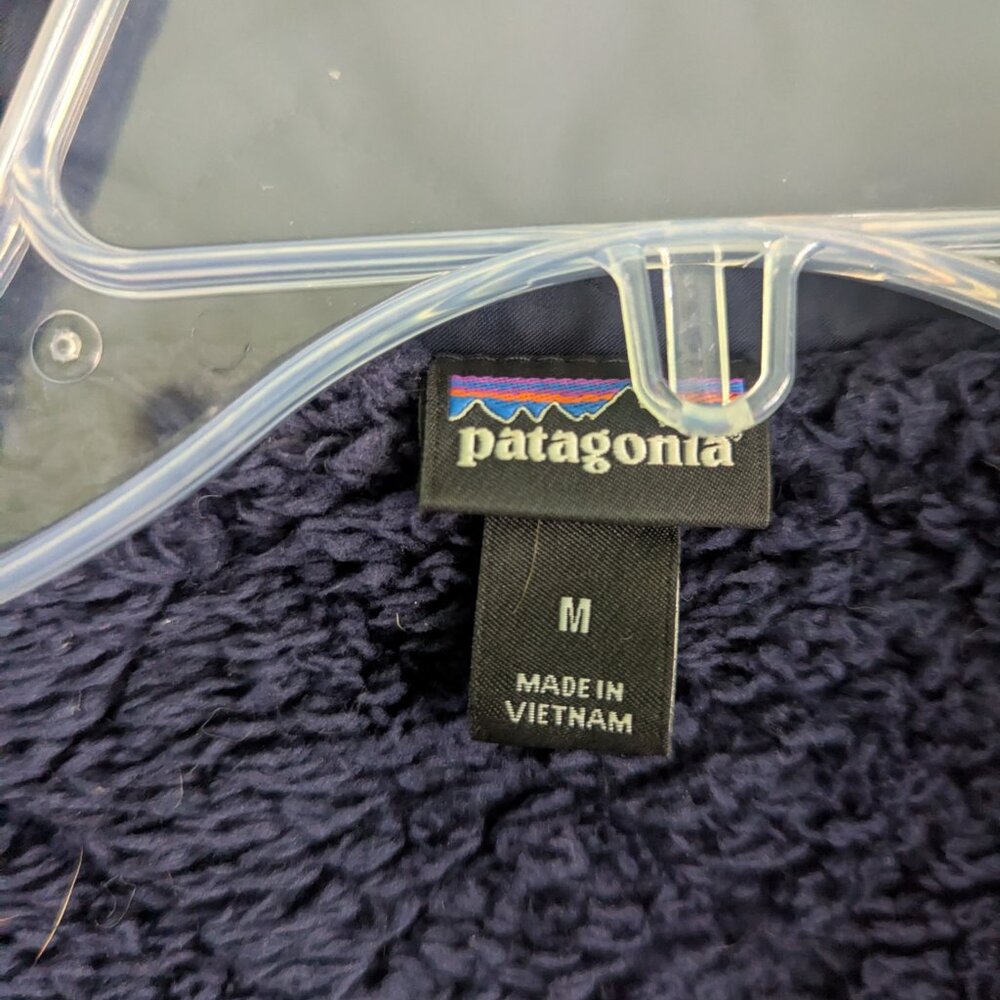 Patagonia Navy Blue Lined Winter Coat - Picture 2 of 4